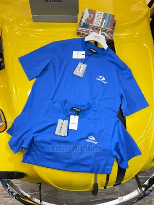 High Quality BALENCIAGA T-Shirts Available in Store