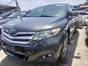 Toyota Venza V6 2010 Gray