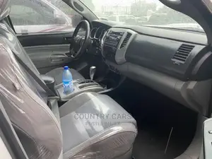 Toyota Tacoma Double Cab V6 Automatic 2012 White