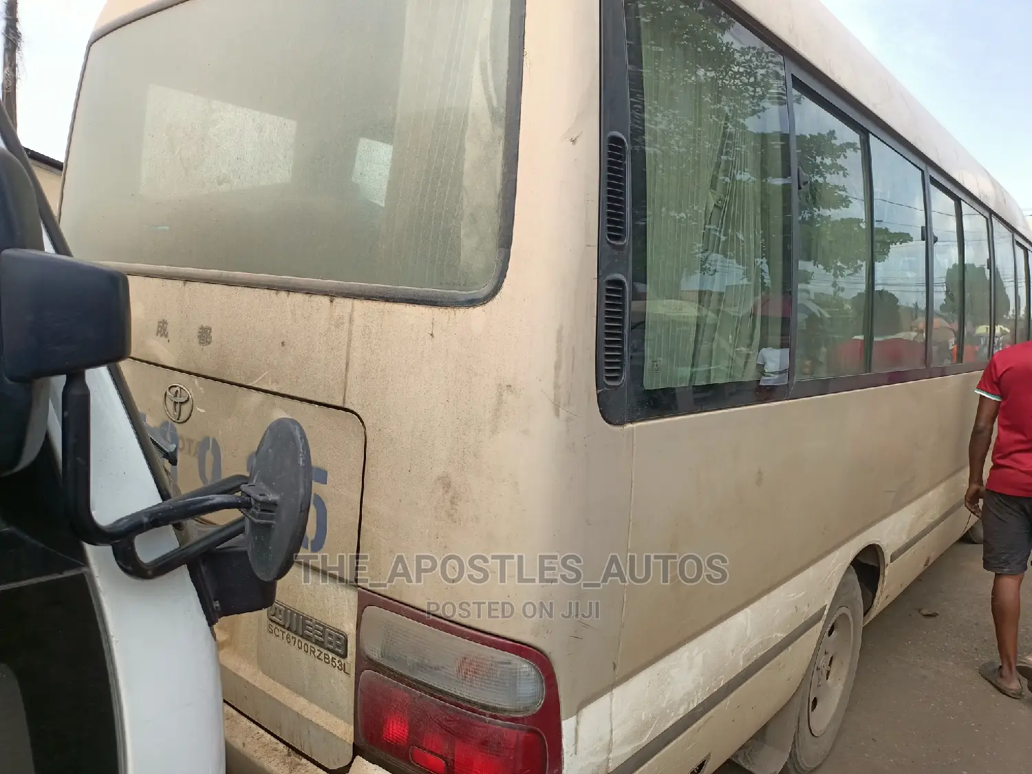 Toyota Coaster 2006 Gold