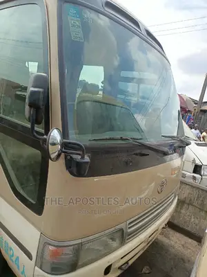 Toyota Coaster 2006 Gold