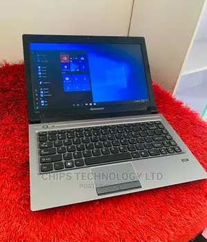 Laptop Lenovo V330 4GB Intel Core I3 HDD 250GB