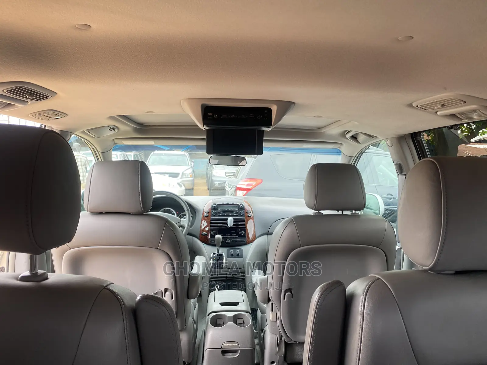 Toyota Sienna 2005 Silver