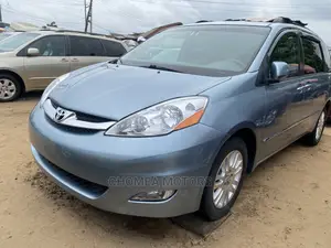 Toyota Sienna 2008 Blue