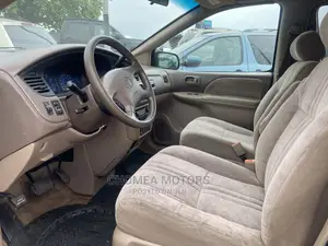 Toyota Sienna 2003 Gold