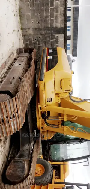 Excavator 330cl