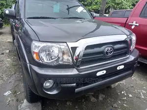 Toyota Tacoma Double Cab V6 Automatic 2011 Gray