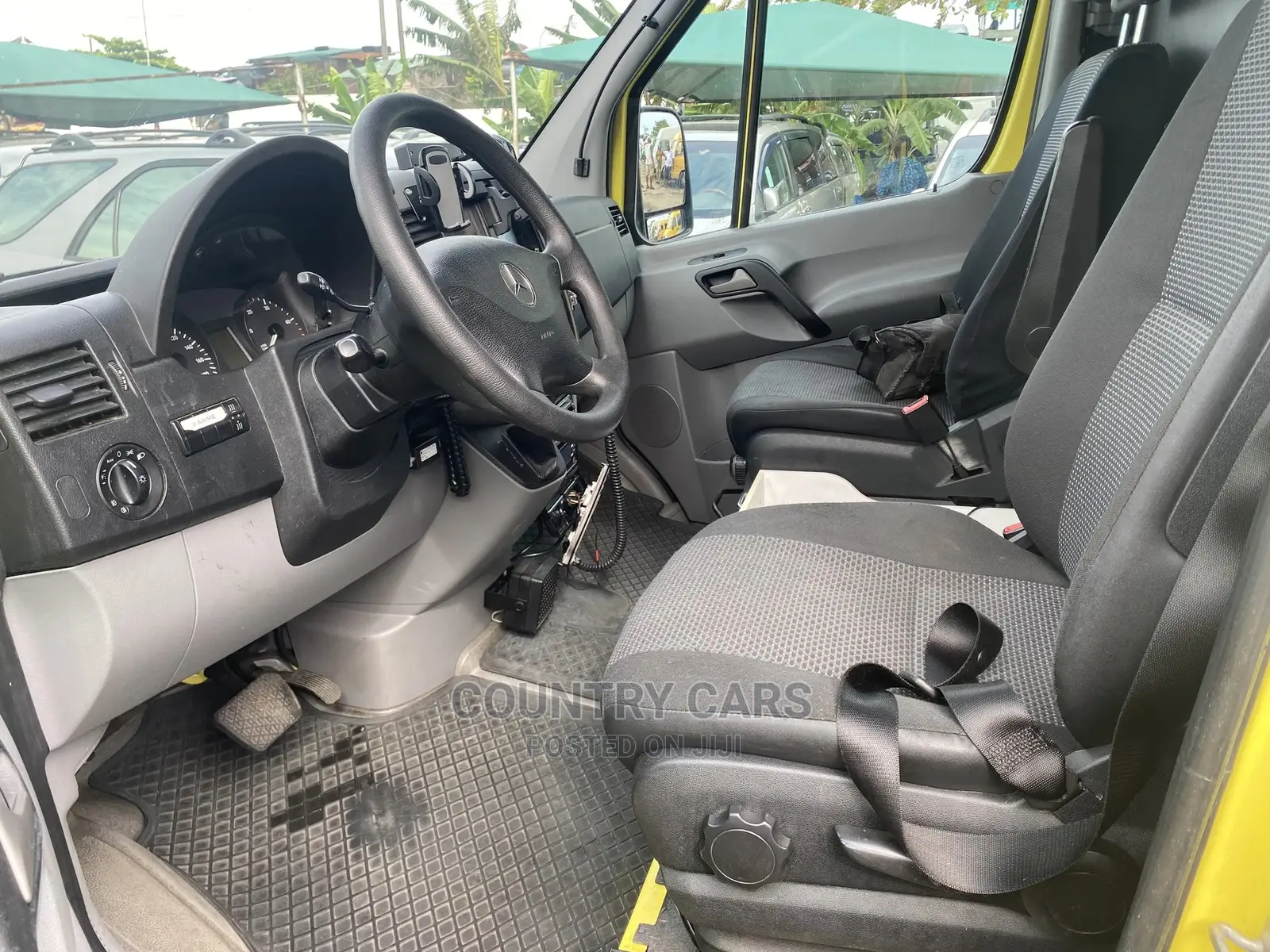 Mercedes-Benz Sprinter 2015 White