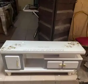 Lovely Tvstand