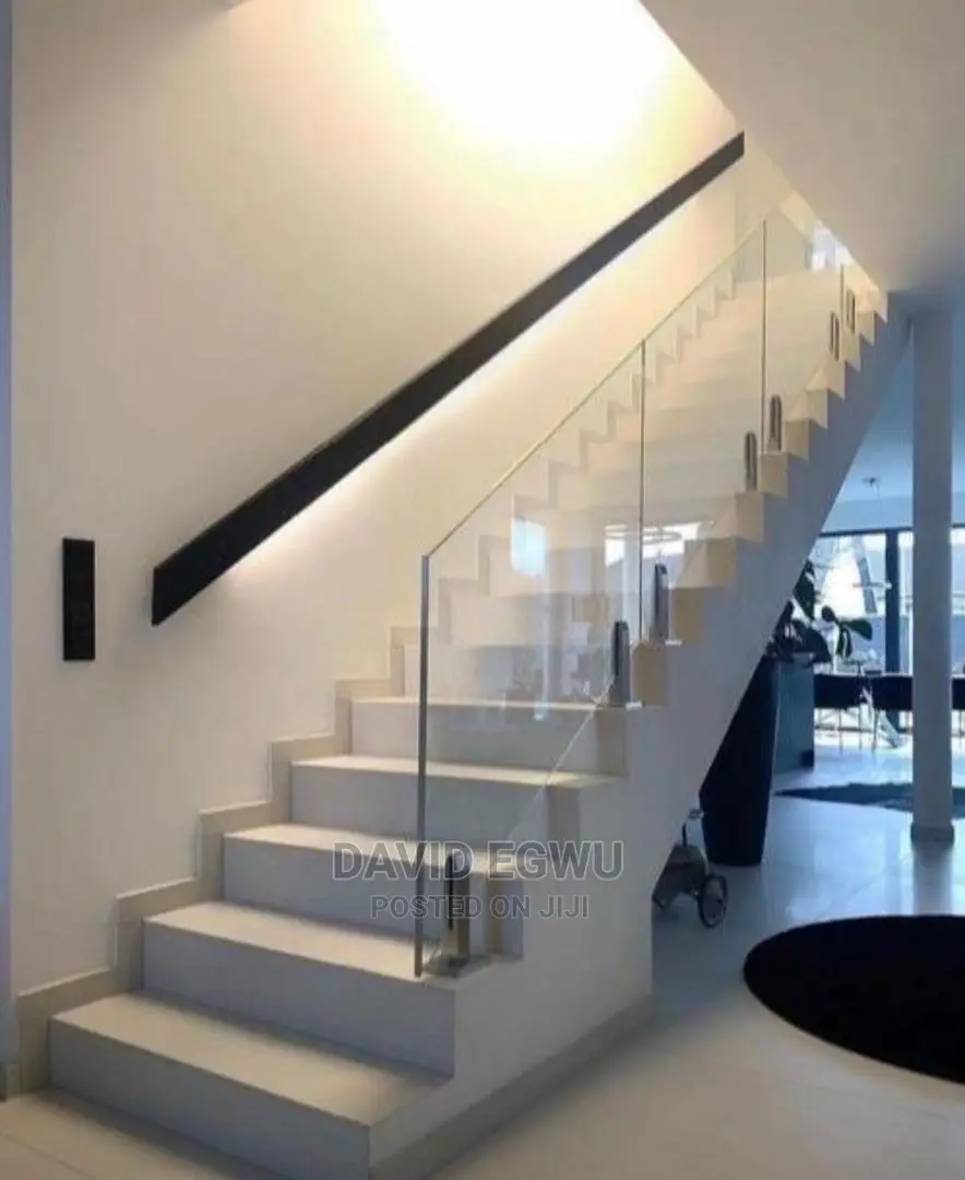 Frameless Glass Staircase Rail