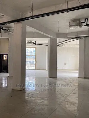 Spacious and Conducive Office Space to Let at Lekki