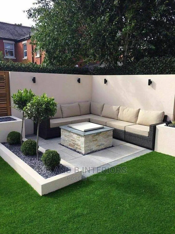 Wall Flowers Designs and Decor