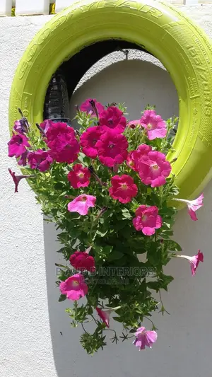 Wall Flowers Designs and Decor