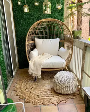 Wall Flowers Designs and Decor