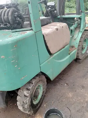 2.5 Tons Mitsubishi Forklift