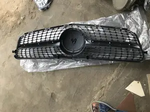 Diamond Front Grill C300 204