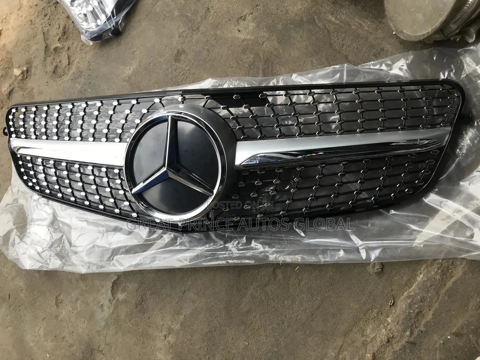 Diamond Front Grill C300 204