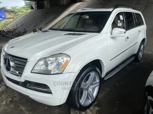 Mercedes-Benz GL-Class GL 550 2012 White