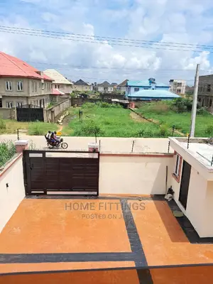 5bdrm Duplex in Isheri North Gra for sale