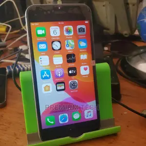 Apple iPhone 6s 16 GB Silver
