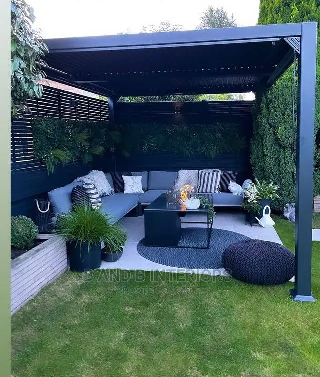 Wall Flowers Designs and Decor
