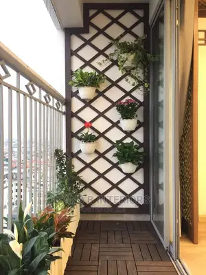 Wall Flowers Designs and Decor