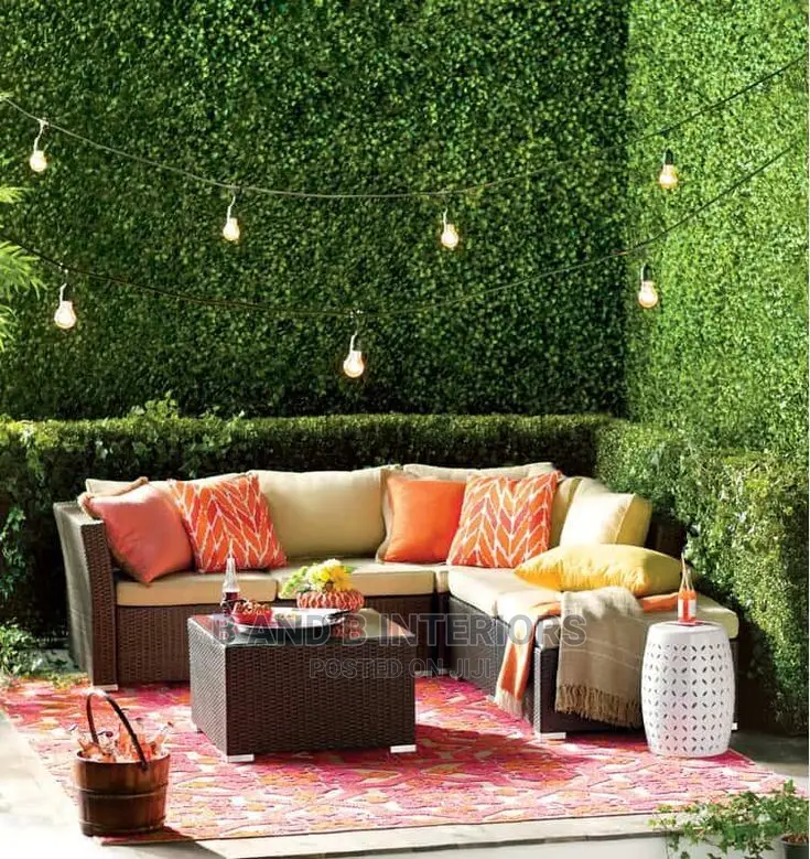 Wall Flowers Designs and Decor