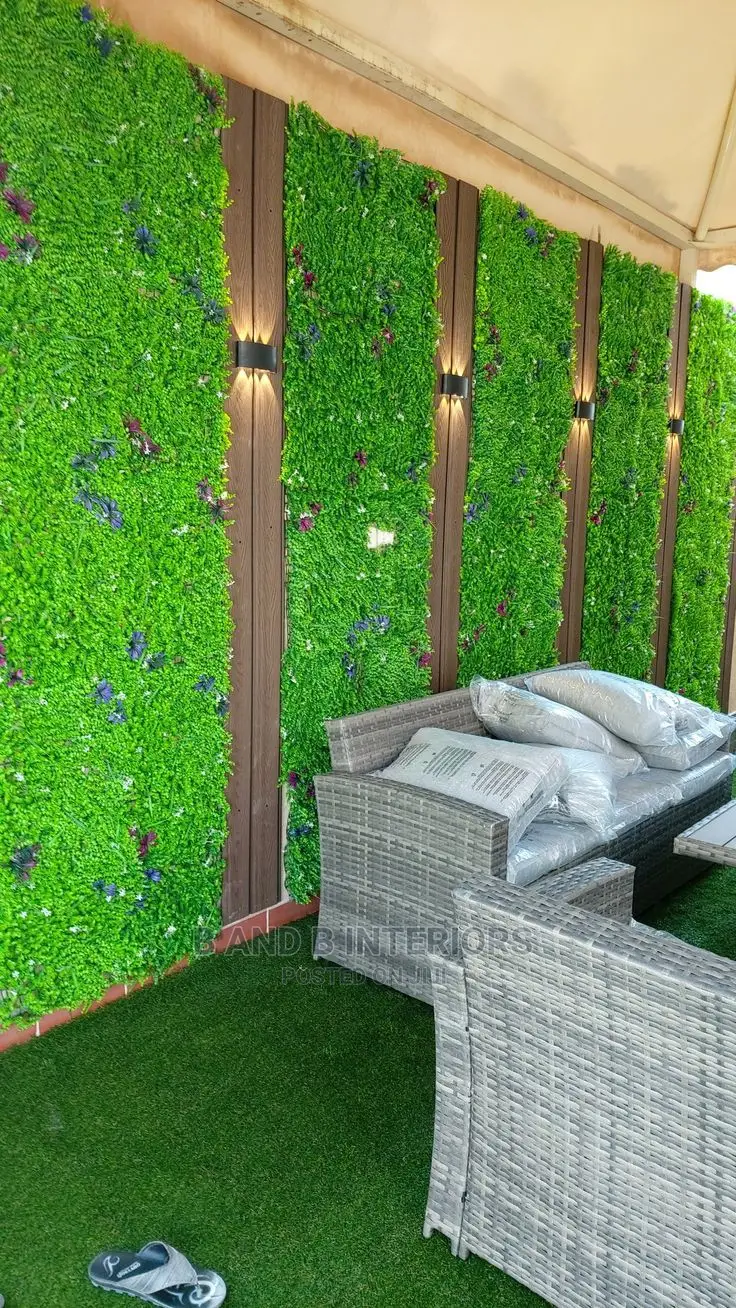 Wall Flowers Designs and Decor
