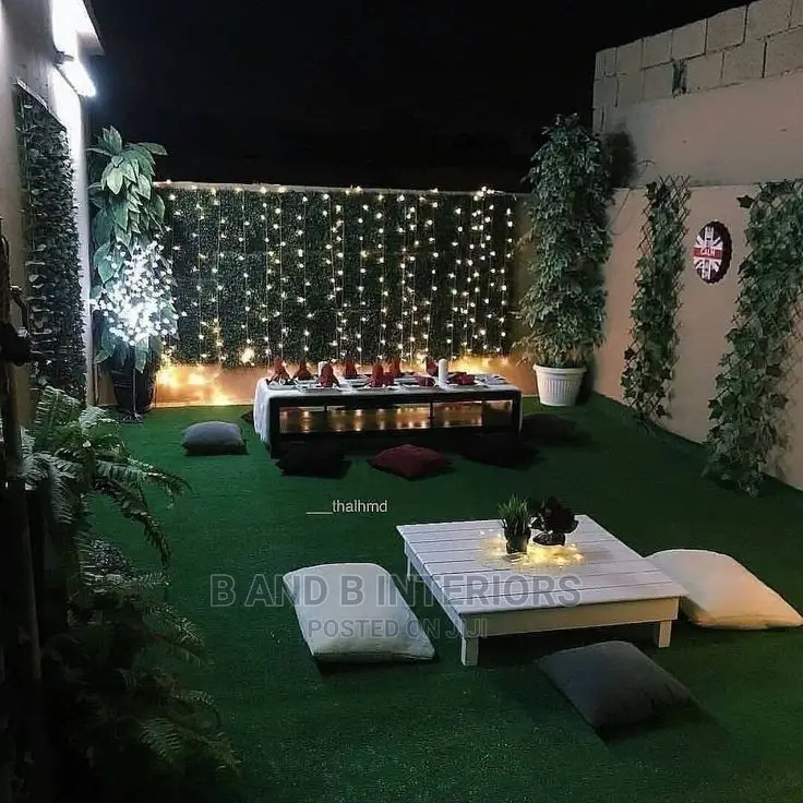 Wall Flowers Designs and Decor