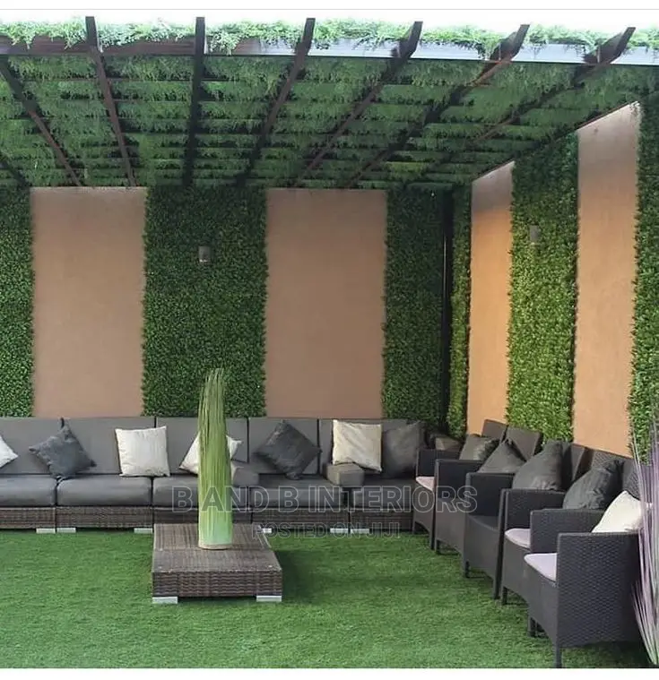 Wall Flowers Designs and Decor