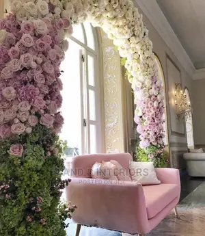 Wall Flowers Designs and Decor