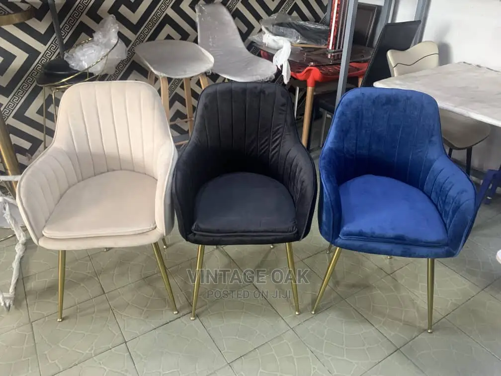 Classic Dining Table Chairs.