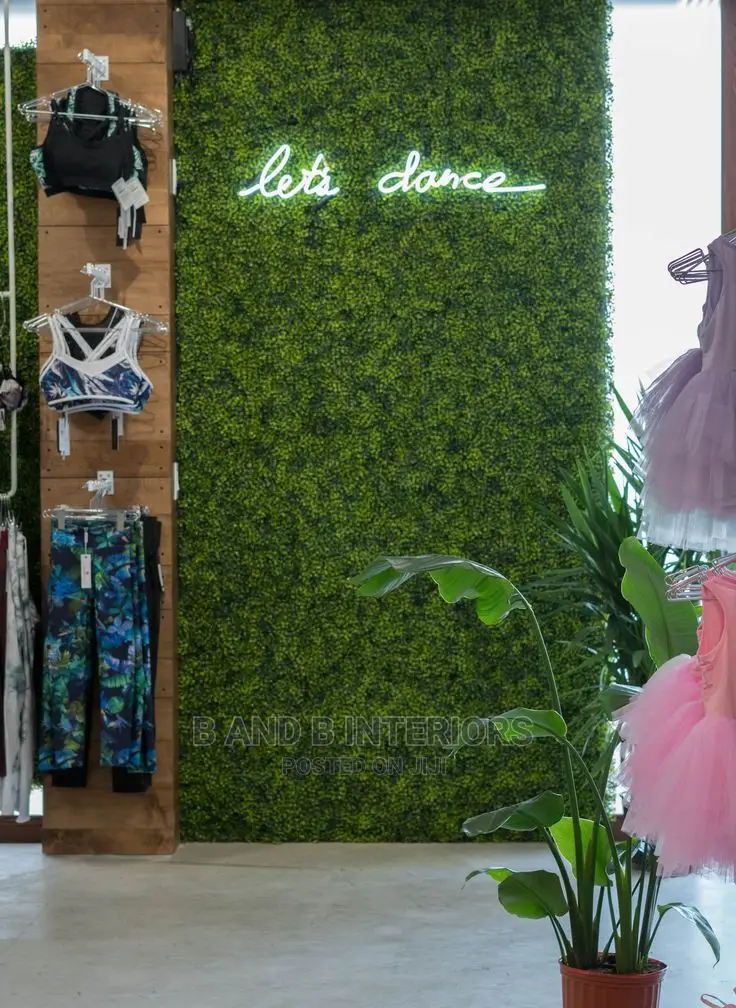 Wall Flowers Designs and Decor