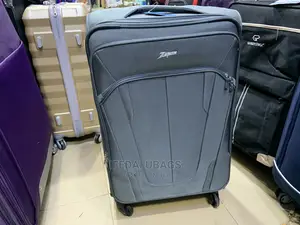 Medium Size Light Weight Imported Traveling Luggage