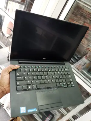 Laptop Dell Latitude 13 7370 16GB Intel Core M SSD 512GB