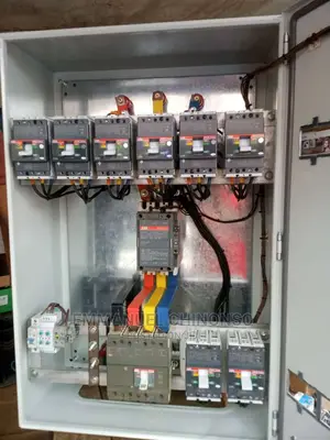 8incomer Distribution Panel
