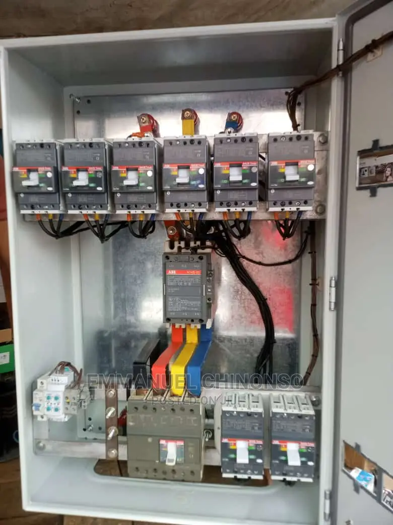 8incomer Distribution Panel