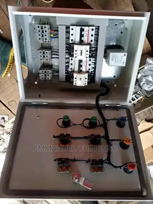 8incomer Distribution Panel