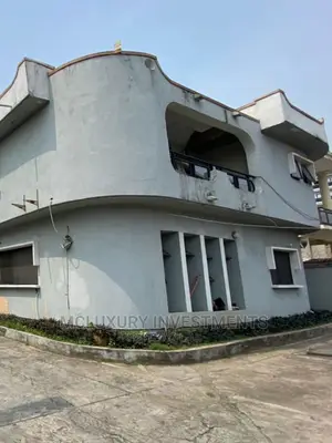5bdrm Apartment in No, Ligali Ayorinde for rent