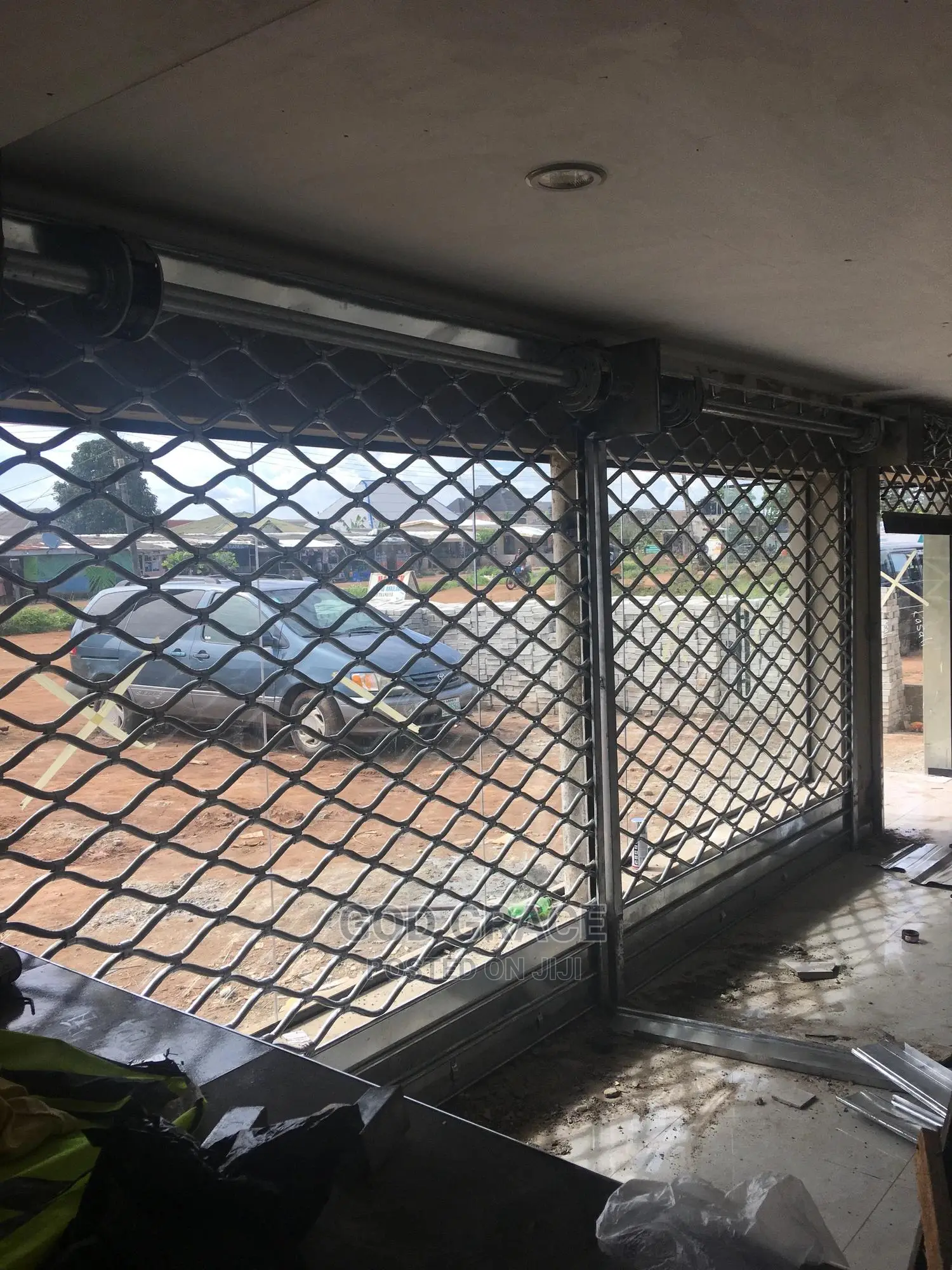 See Through Roller Shutter Doorss