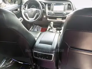 Toyota Highlander 2015 Black