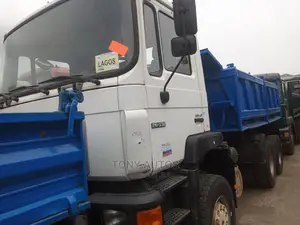 10 Tyres Truck