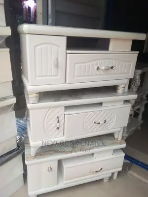 Royal Furniture Model Number 715 Tv Stand