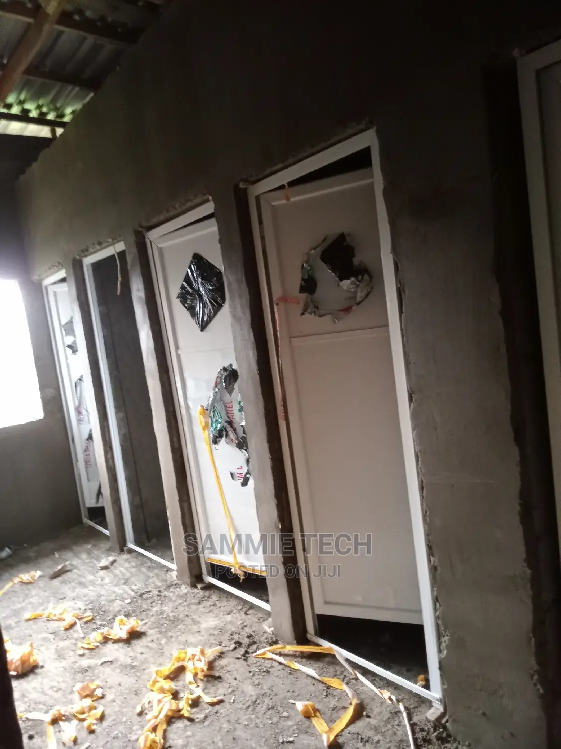 Aluminum Toilet Doors