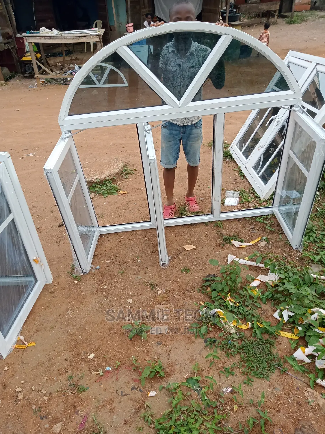 Casement Windows With Arc and Inner Net