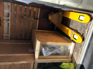 Shrink Wrapper Semi Automatic