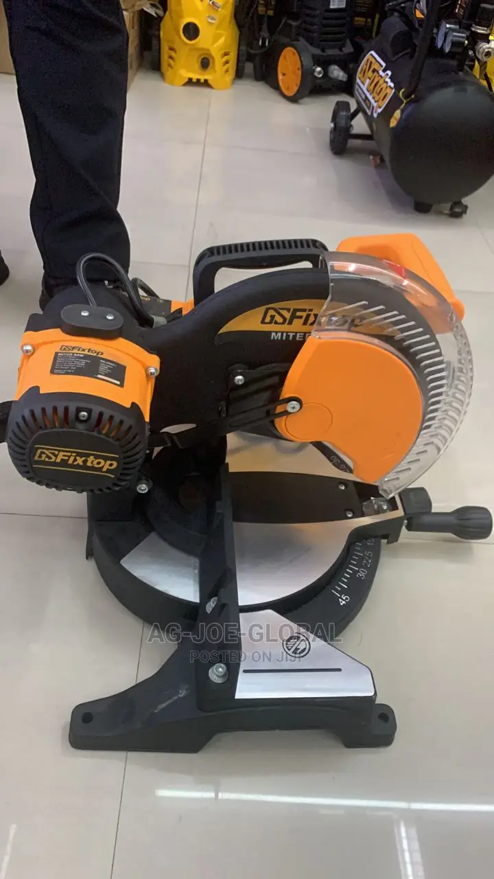 Miter Saw Machine