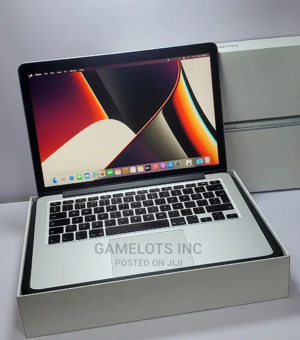 Laptop Apple MacBook Pro 2015 16GB Intel Core I5 SSD 256GB in