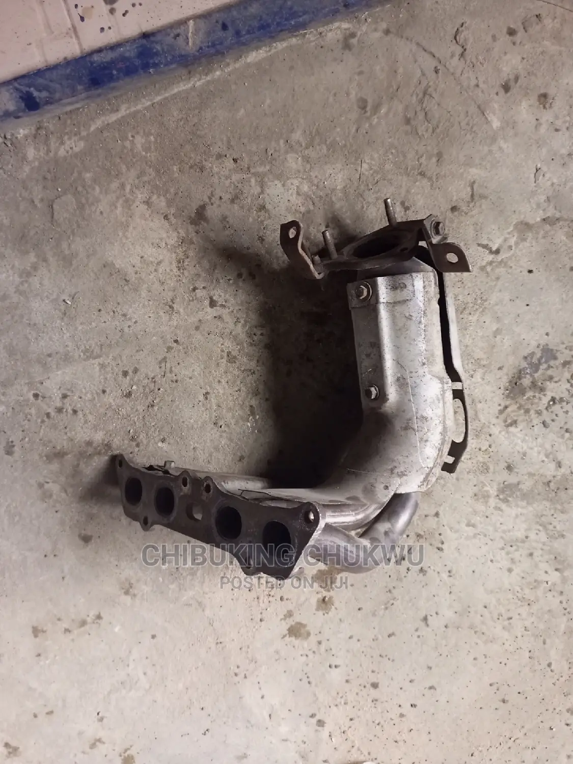 Toyota Camry 2.2 Catalytic Manifold Exhaust Pot.