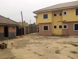 24 Rooms Hotel/Guest House Building for Sale